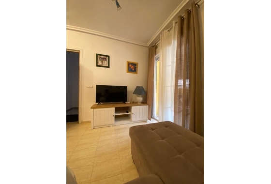 Resale - Apartment / flat - Torrevieja - Playa del Cura