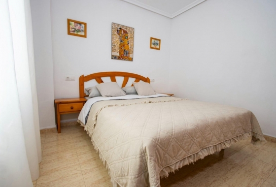 Resale - Apartment / flat - Torrevieja - Playa del Cura