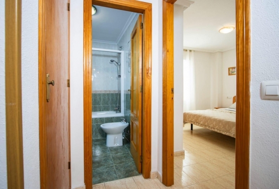Resale - Apartment / flat - Torrevieja - Playa del Cura