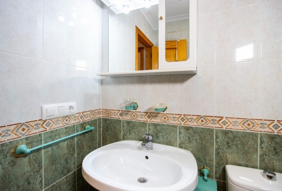 Resale - Apartment / flat - Torrevieja - Playa del Cura