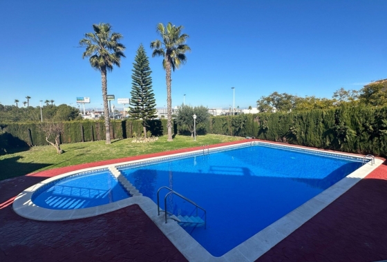 Reventa - Bungalow - Torrevieja - Nueva Torrevieja - Aguas Nuevas