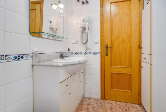 Reventa - Apartamento / piso - Torrevieja - Playa de los Locos