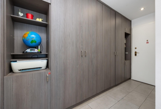 Resale - Apartment / flat - Torrevieja - City Center