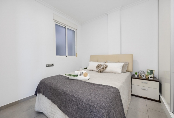 Resale - Apartment / flat - Torrevieja - City Center
