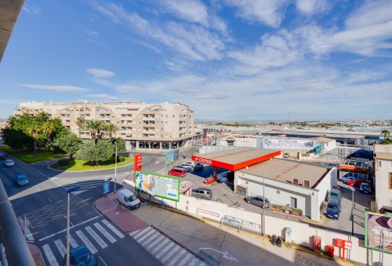 Resale - Apartment / flat - Torrevieja - City Center