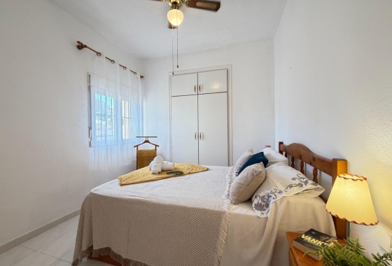 Reventa - Apartamento / piso - Orihuela Costa - Las Filipinas