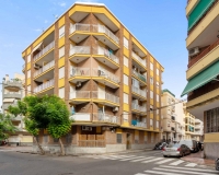 Resale - Apartment / flat - Torrevieja - Playa del Cura