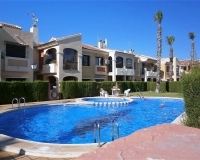Resale - Bungalow - Torrevieja -  Urbanization